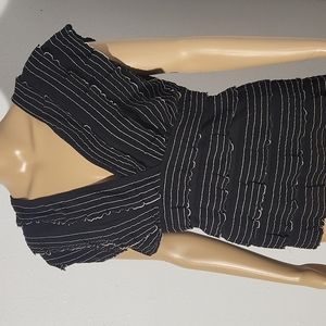 Black and white ruffle v neck knit top size Medium